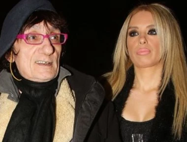 «Έλυσε» την σιωπή της η χήρα του Στάθη Ψάλτη: «Δεν με βοηθάει η οικογένειά του - Όχι βέβαια» (βίντεο)